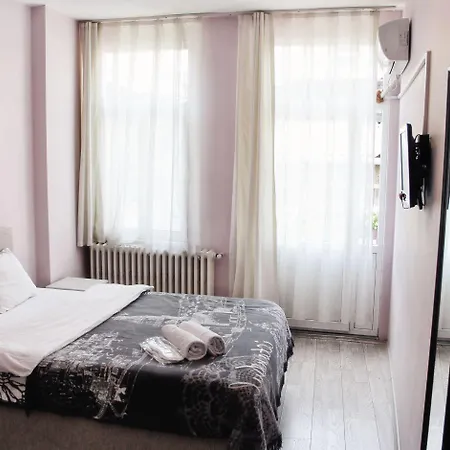 Hostel Puffin Boutique - *